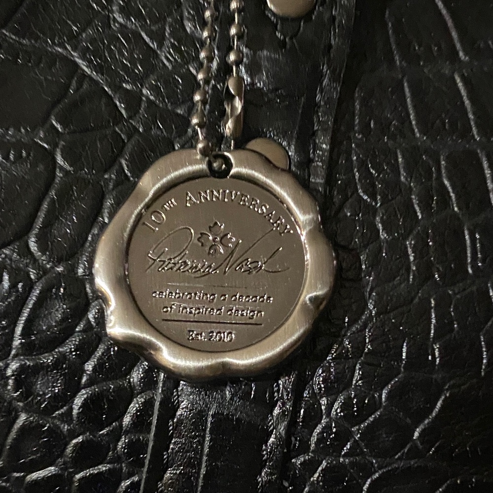 Patricia Nash Benvenuto 10th Anniversary Tote Bag - Picture 7 of 9